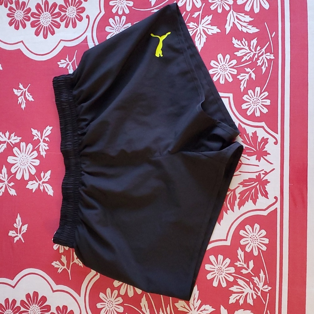 3/$15 PUMA lined running shorts sz small